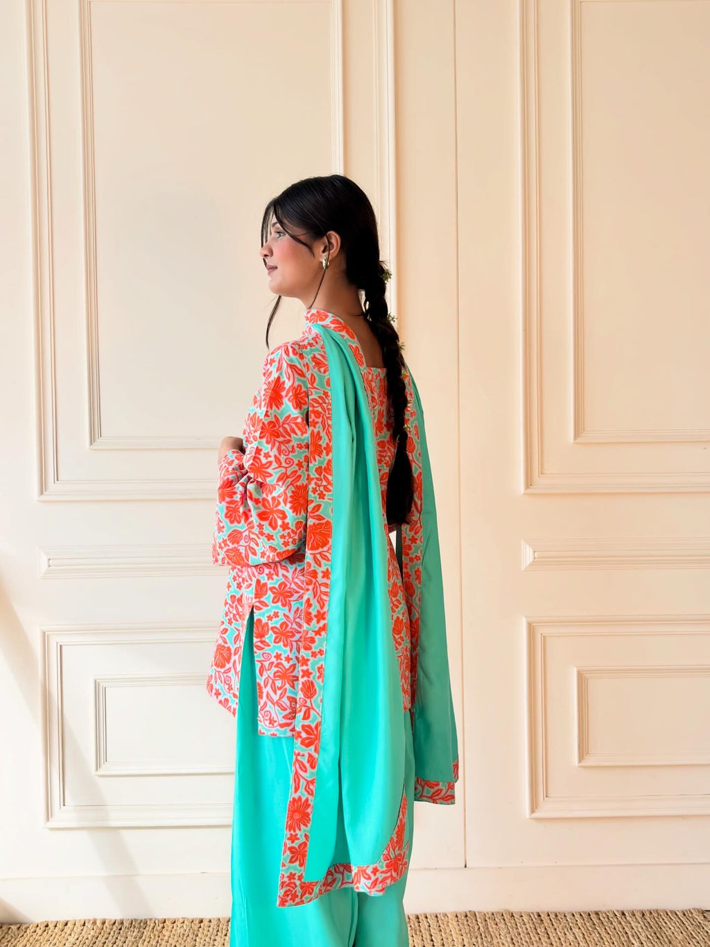 Lagoon With Dupatta